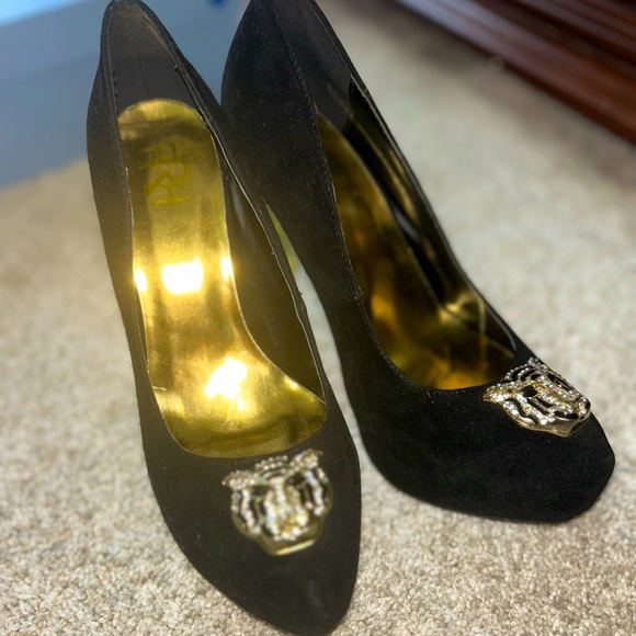 Unique heels - Picture 1 of 4